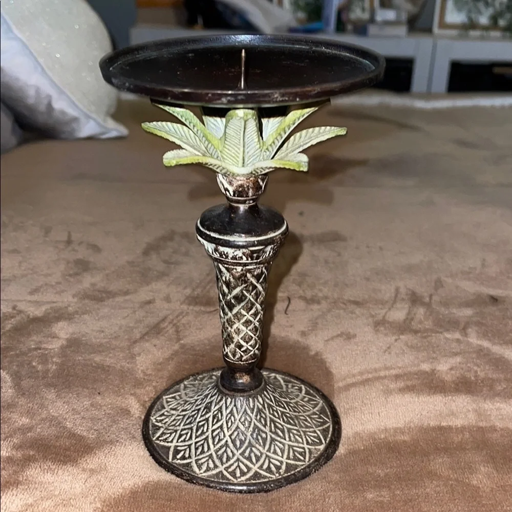 🌺Island Trees Elegant Pillar Bronze and Green Candle Holder